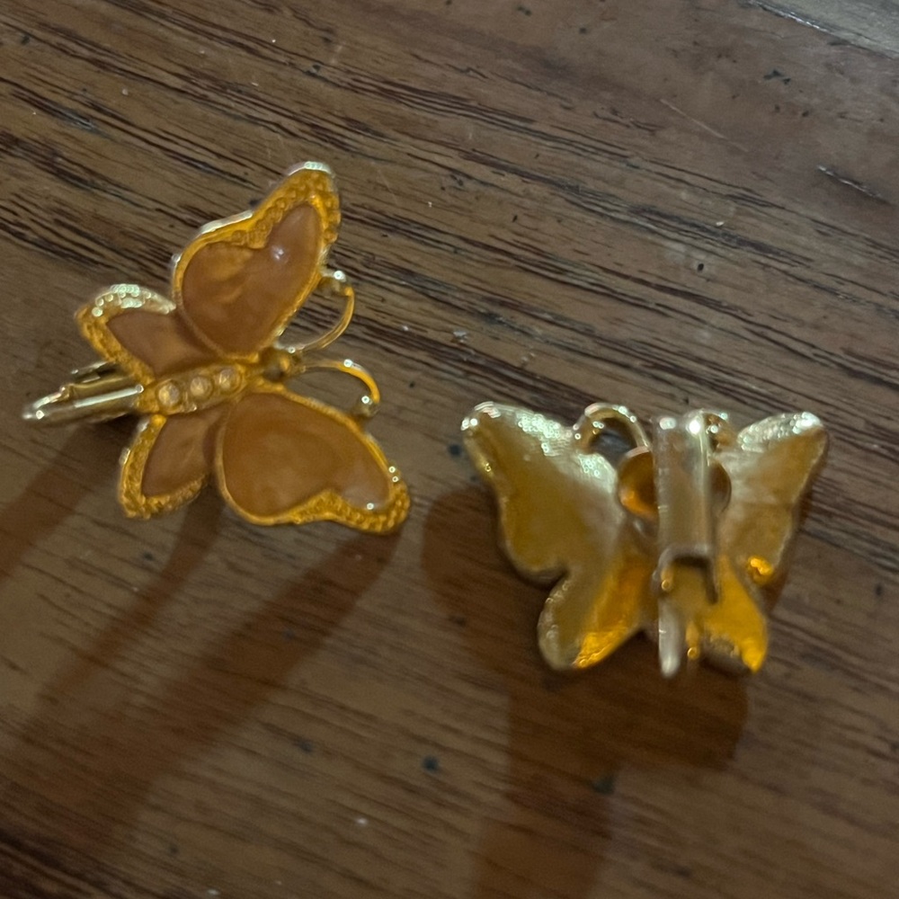 Butterfly clip earrings